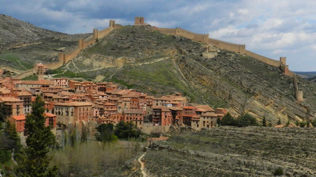 Apartamentos El Brezo Albarracin Exterior photo